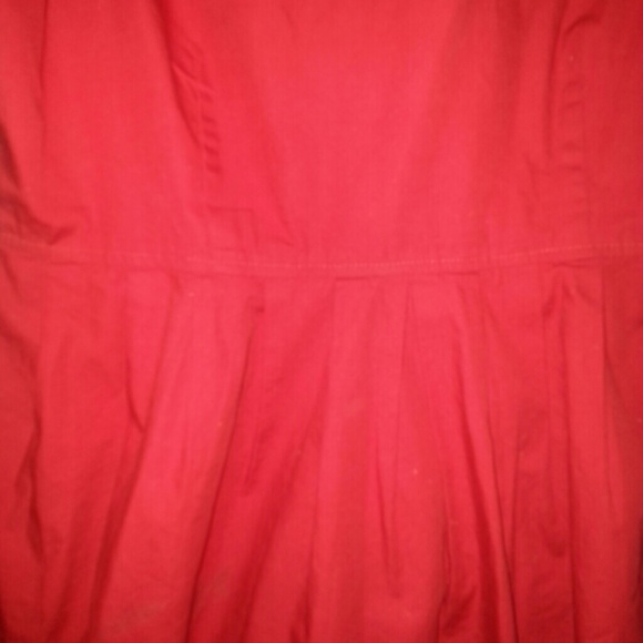 Red summer dress - Picture 2 of 4