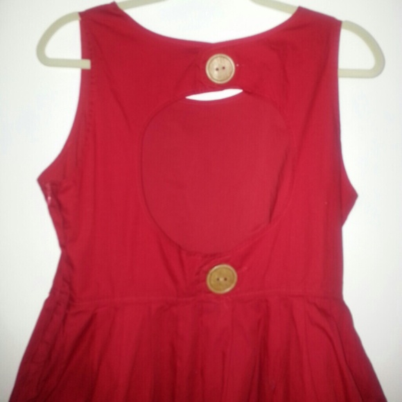 Red summer dress - Picture 3 of 4