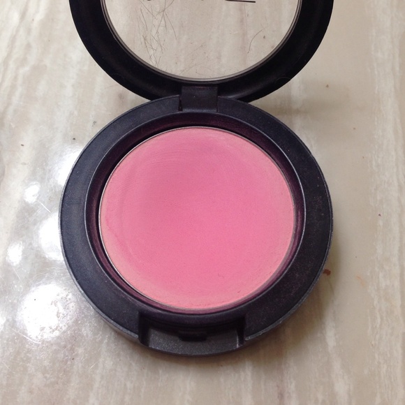 Mac pink swoon DISCONTINUED