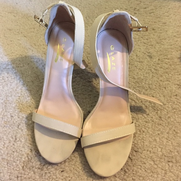 Nude open toe pumps