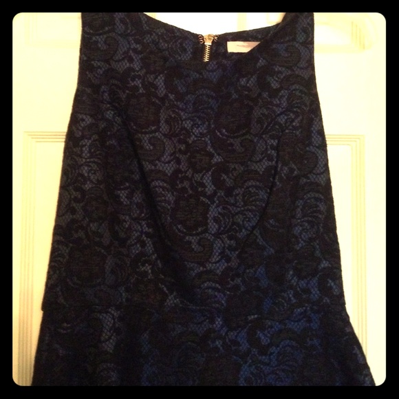 Black and navy lace patterned party dress