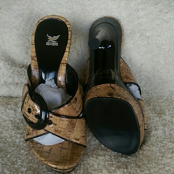 Beige Open Toe Cork Style Stilettos - Picture 3 of 4
