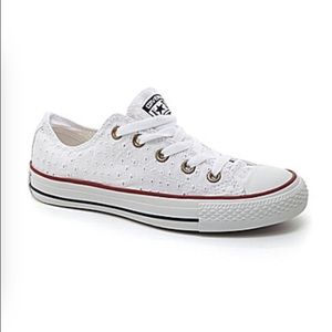 White eyelet converse