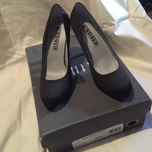 Size 7 Vera Wang Ebony high heels NO TRADE