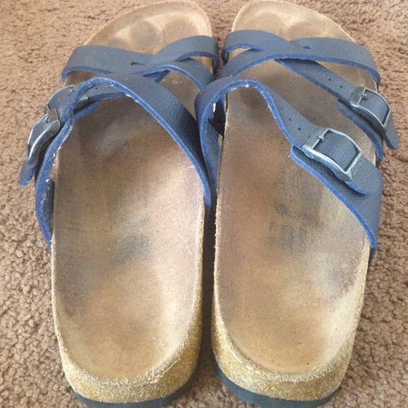 Sandals - Picture 2 of 4