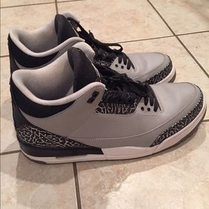 Jordan 3s men sneakers size 11.5