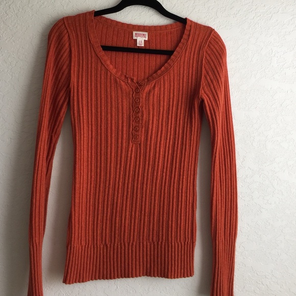 Burnt orange sweater 🍄🍁