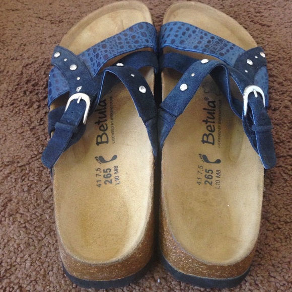 Sandals - Picture 3 of 4