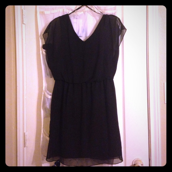 Flowy black dress