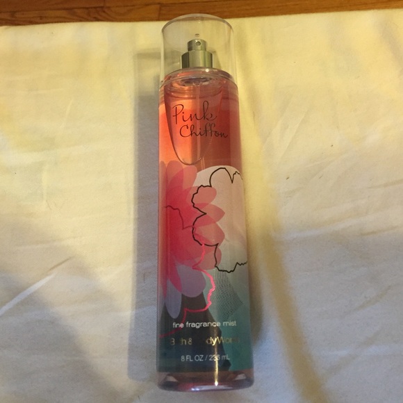 Pink chiffon scented body spray
