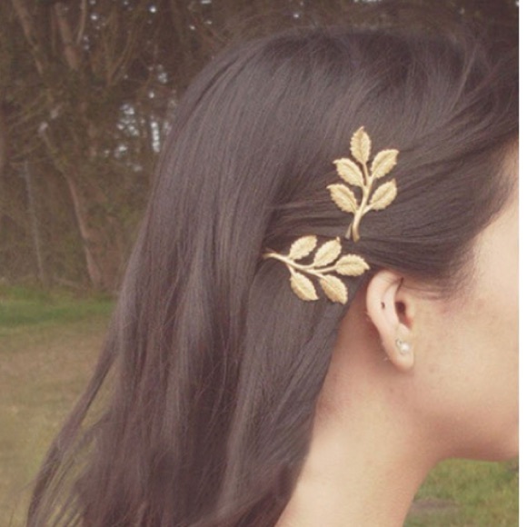 Accessories - Gold leaf hair piece bobby pin brooch