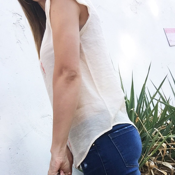 Le Sample Aztec Tunic - Picture 4 of 4