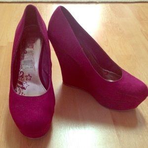 Purple platform wedges