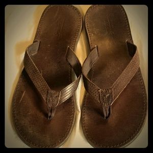 AE leather flip flops