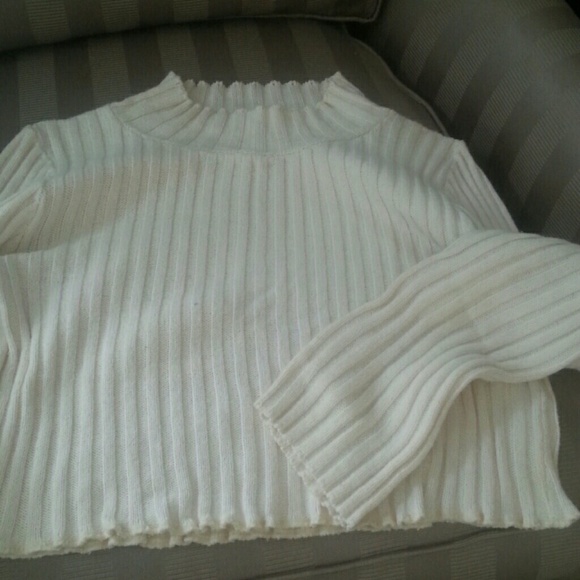 Sweater crop top - Picture 4 of 4