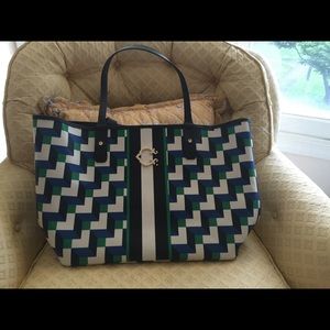 C Wonder Signature Tote