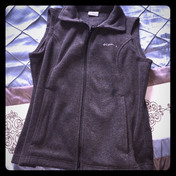 Columbia sweater vest!!