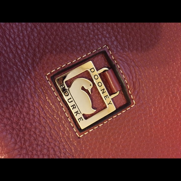 Large Dooney & Bourke Bag - Picture 3 of 4