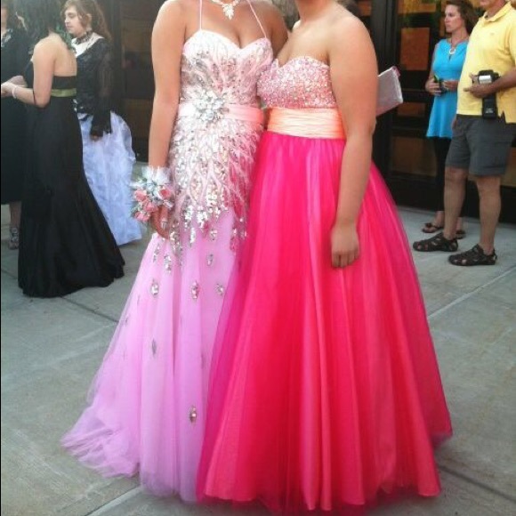 💖PROM DRESS💖 - Picture 2 of 2