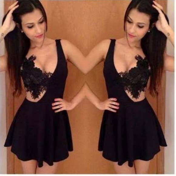 Cute black cutout dress 😍