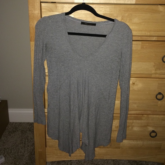 FLASH SALE BCBG Gray XS Long Sleeve Flowy Top