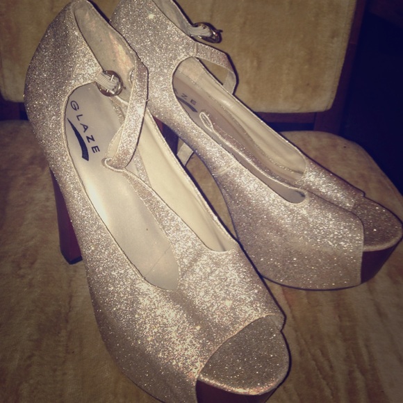 Glaze Gold Glitter Heels
