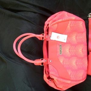 Petunia pickle bottom,  Embossed Weekender Notting