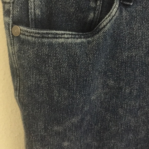 Jeans - Picture 2 of 4