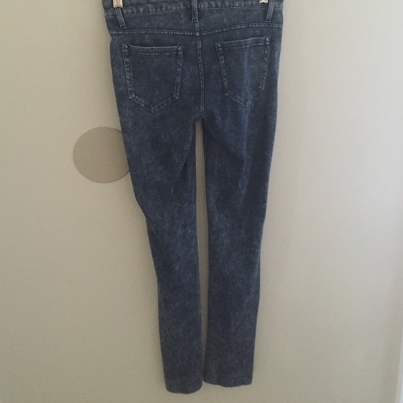 Jeans - Picture 3 of 4