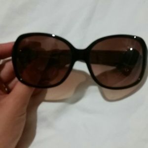 Like new coach sunglasses