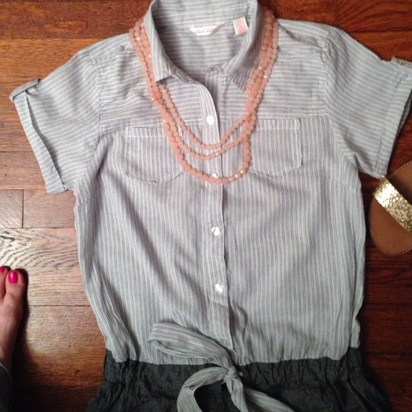 Button-Up Romper! - Picture 2 of 3