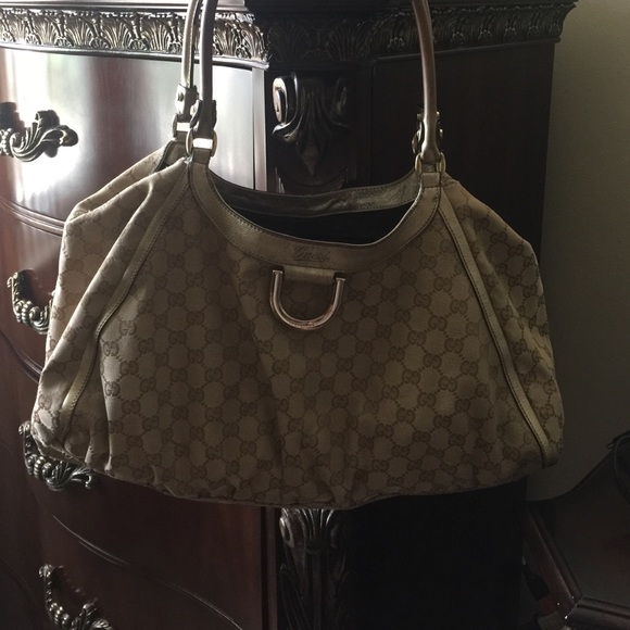 Authentic GUCCI handbag