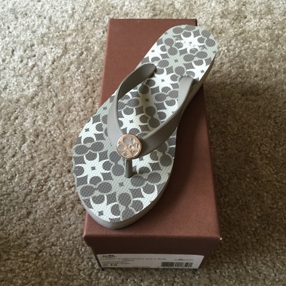 Coach alessa rubber flip flops, grey
