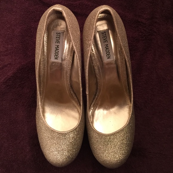 Steve Madden gold high heels