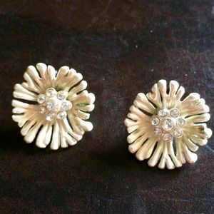 Silver and Rhinestone Flower Earrngd