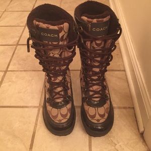 Authentic coach rain/snow boots size 6
