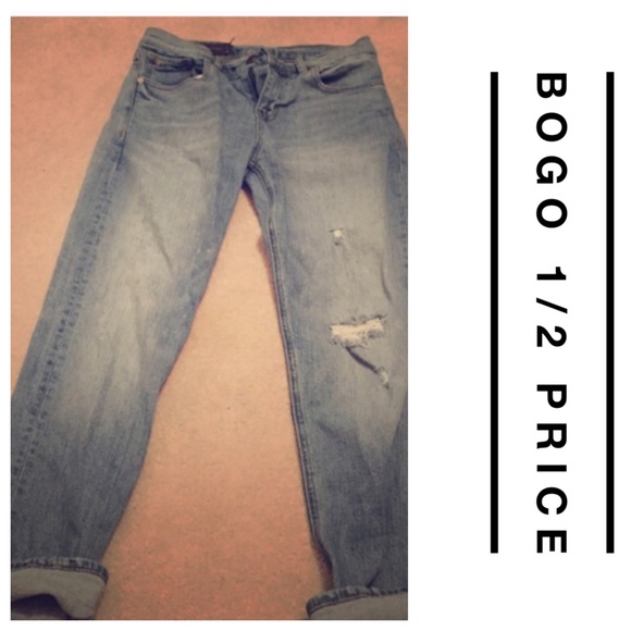 Armani Exchange Boyfriend Jeans