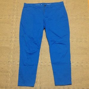 GAP bright blue- straight leg cropped pants.