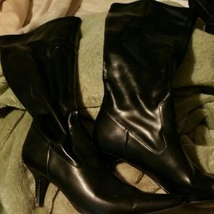 SaLE!! Rampage Black Faux Leather Boots Size 7.5