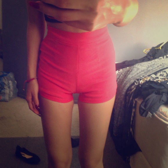 High wasted shorts