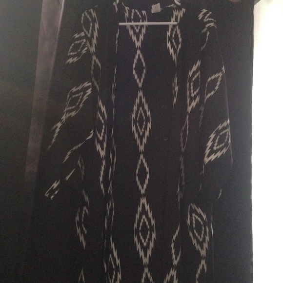 Top - Picture 3 of 3