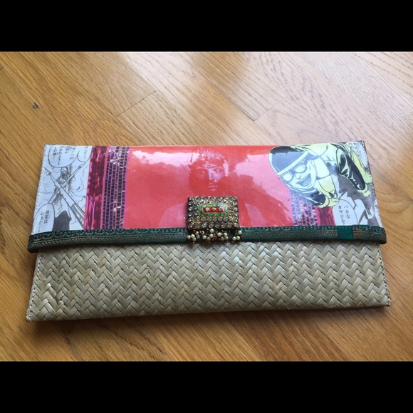 Unique clutch from India
