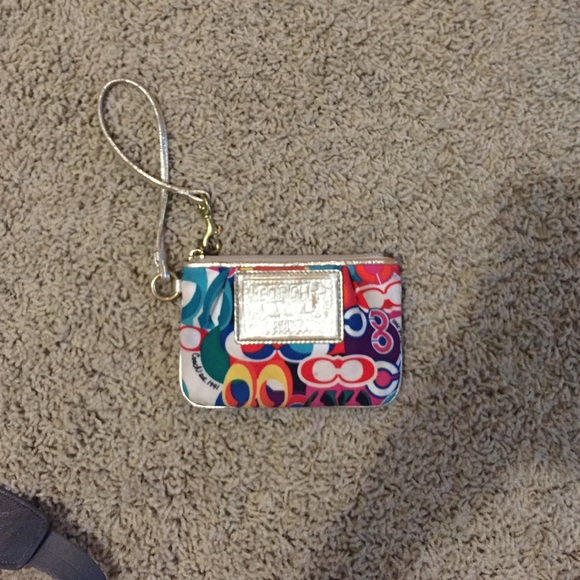 Coach poppy wristlet