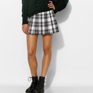 plaid black and white mini tennis skirt