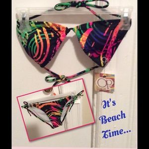 Op Triangle SwimSuit. Size XS 🎉FINAL PRICE🎉