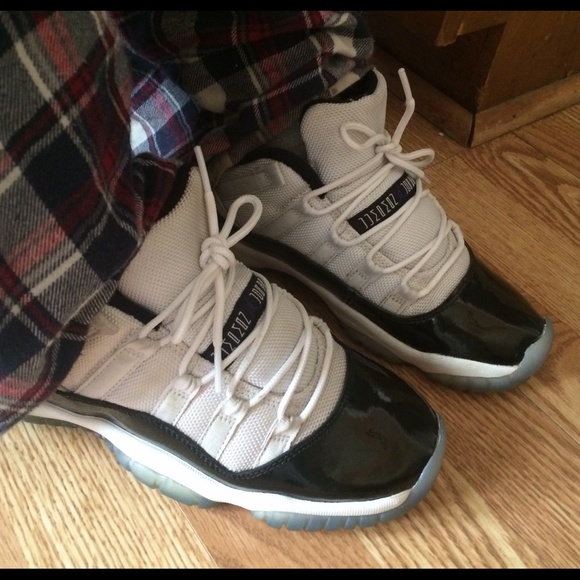 Jordan retro 11 concord low size 5y