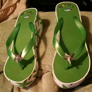 FINAL MARKDOWN!! Starfish Flipflops by Fishflops