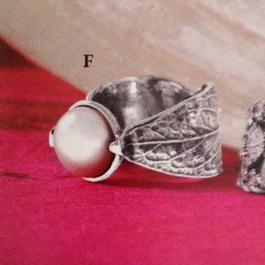 Silpada Sterling Silver and Pearl ring
