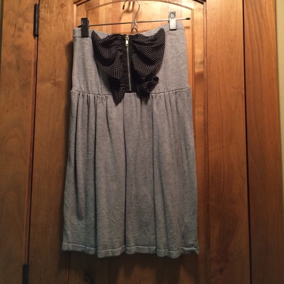 Strapless unique dress