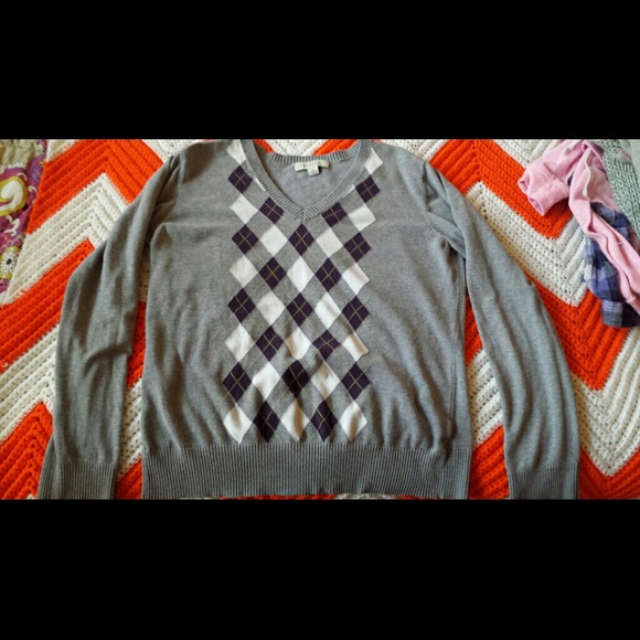 Grey sweater